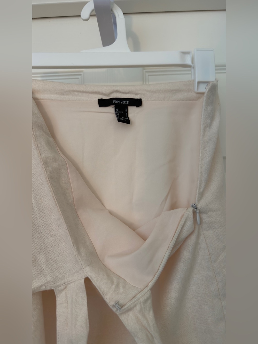 Forever 21 wrap skirt fully lined linen look - Picture 4 of 5